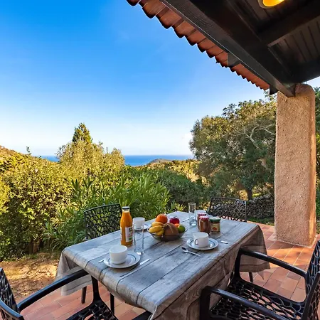 Prázdninový dům F2 Tonnara Pour 4 Personnes, Rondinara, Bonifacio (Corsica)